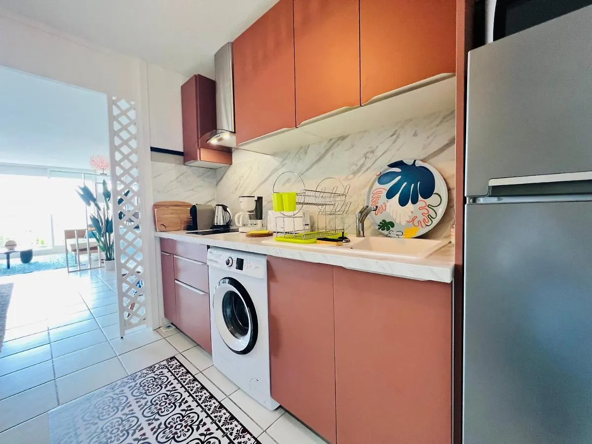 Mont Vernon Top Secret Studio Chic, Plage Et Piscine Cul de Sac Appartamento